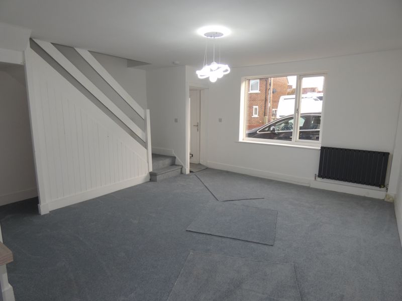 Lounge- click for photo gallery